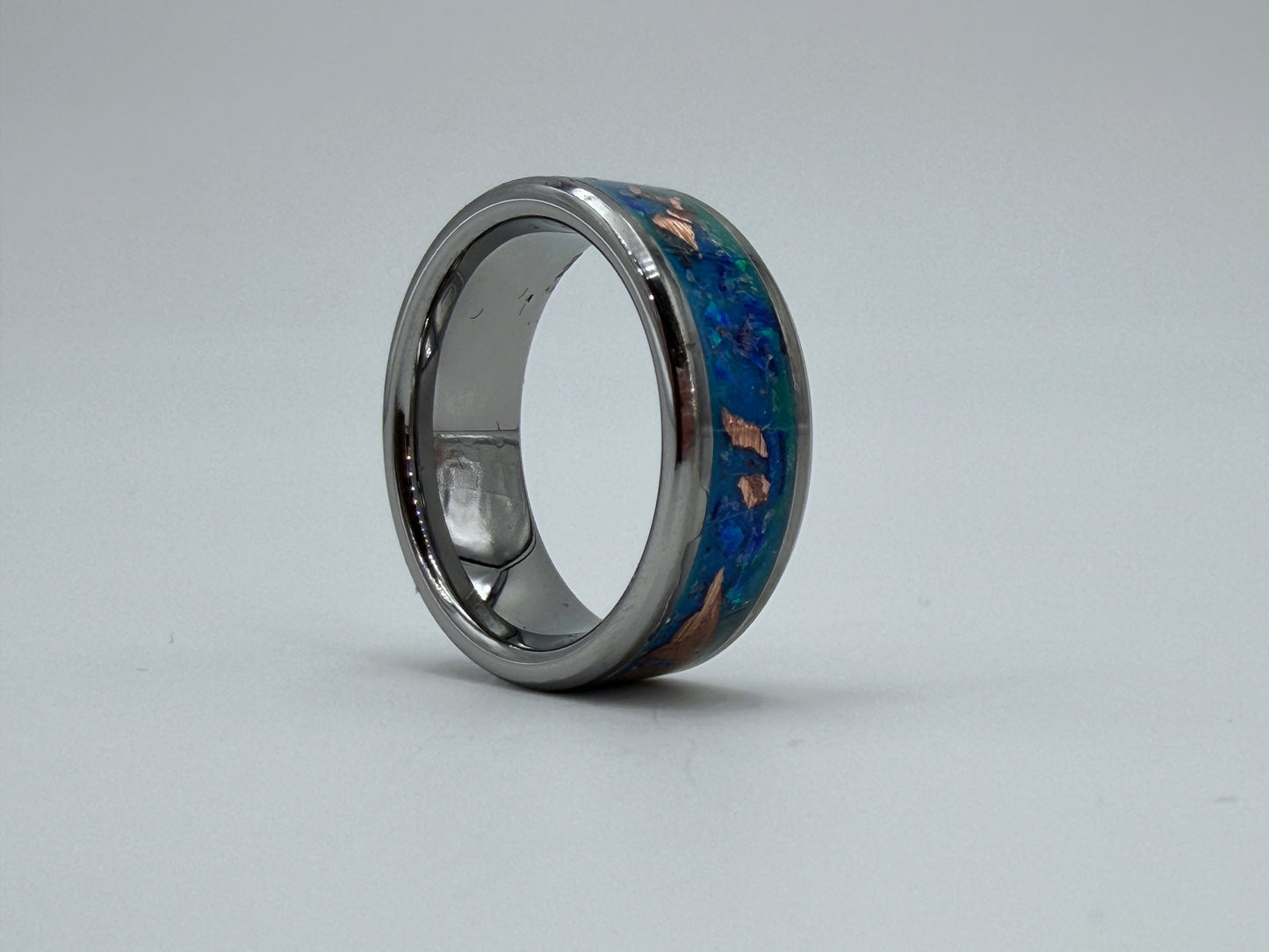 Abyssal Relic Tungsten  – handgefertigter Kunstring aus Keramik von Artinrings