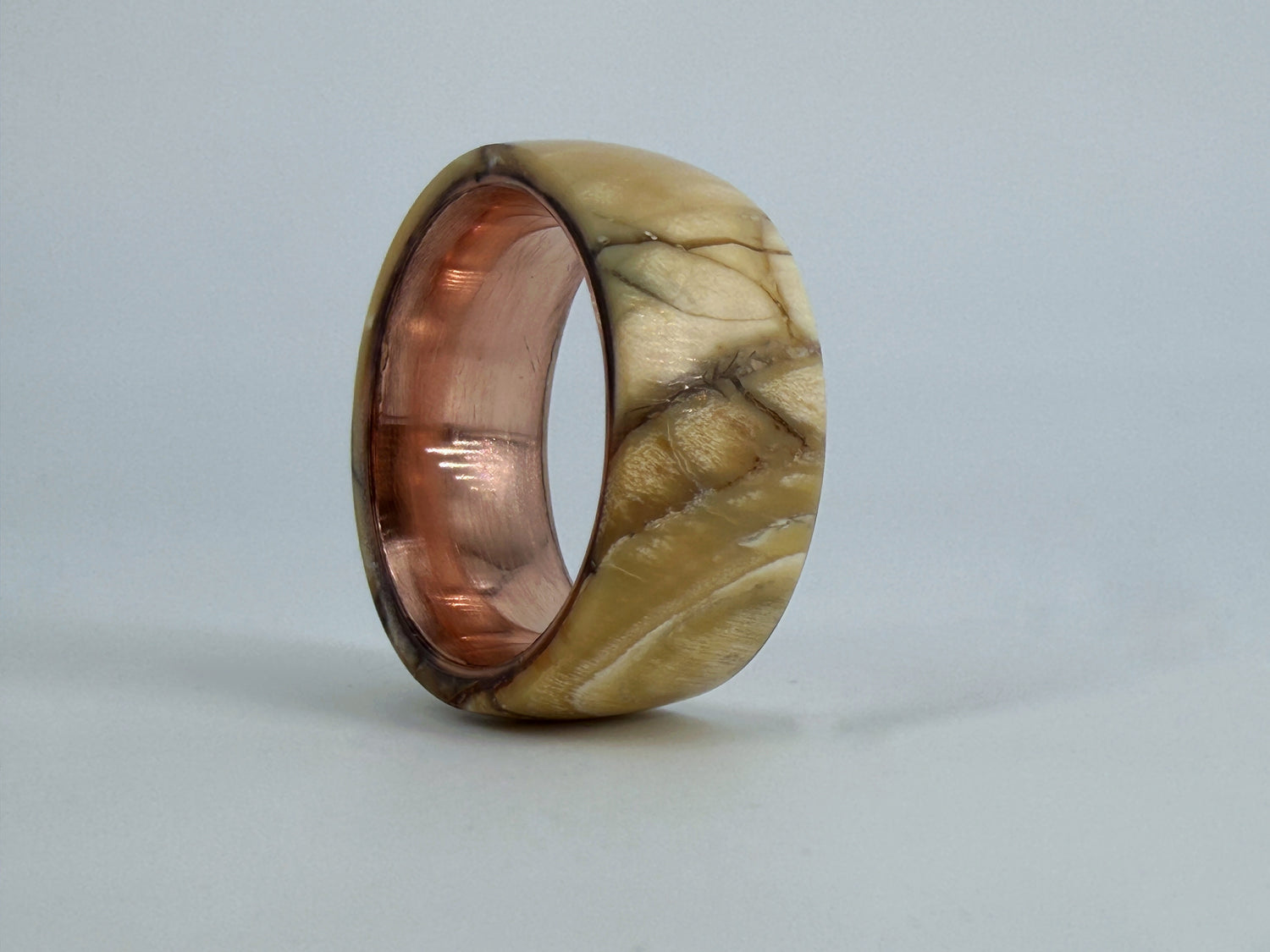 Relic of Ice Age – handgefertigter Kunstring aus echtem Mammutmaterial von Artinrings